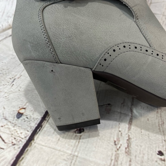 BAIT FOOTWEAR Retro Style Wingtip Booties Gray-9 - Picture 7 of 7